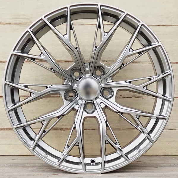 RATLANKIAI AMZ 18X8 5/108 ET40 H3243F HB 67,1 – tootefoto